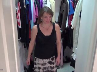 Amateur full-blown Housewife Bating in Wardrobe: Free xxx video 87
